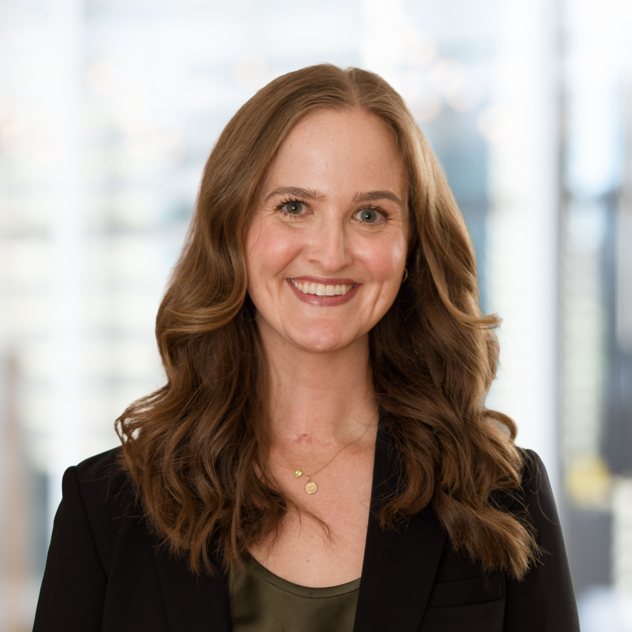 Headshot of Carolyn Sharzer