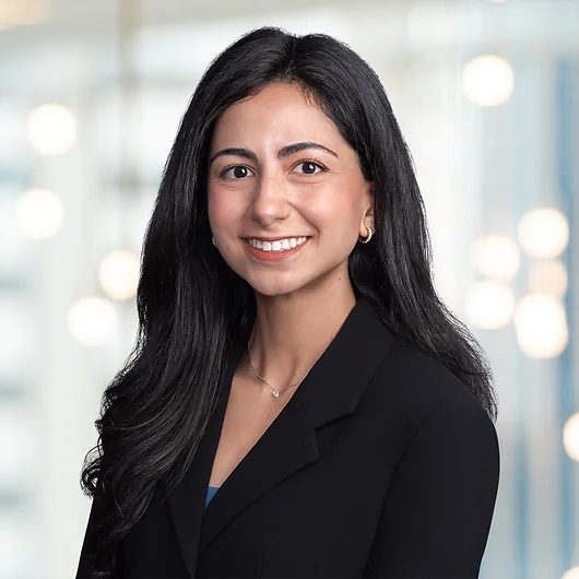 Headshot of Ariana Tagavi